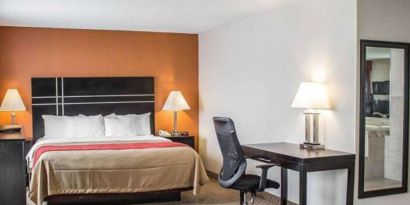 Norwood Inn And Suites Columbus