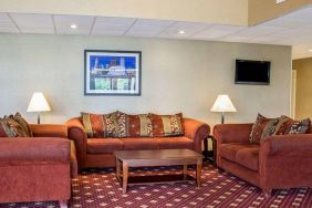 Norwood Inn And Suites Columbus