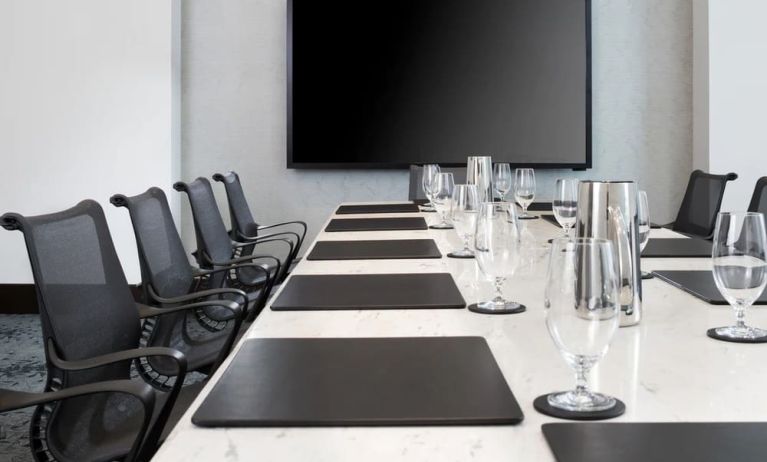 Professional meeting room at Le Méridien Columbus, The Joseph.