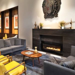 Lobby and coworking space with fire place at Le Méridien Columbus, The Joseph.