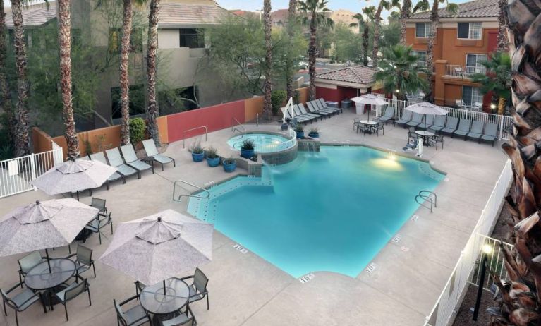 Holiday Inn Express & Suites Scottsdale - Old Town, Scottsdale