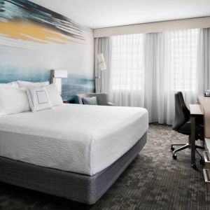 Courtyard By Marriott Edmonton Downtown