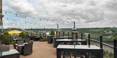 Courtyard By Marriott Edmonton Downtown