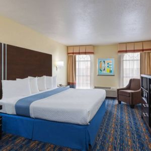 Days Inn By Wyndham San Antonio Northwest/Seaworld