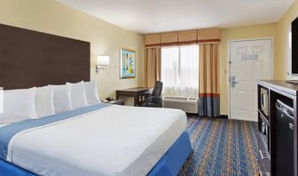 Days Inn By Wyndham San Antonio Northwest/Seaworld