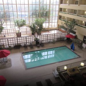 Atrium Hotel & Suites