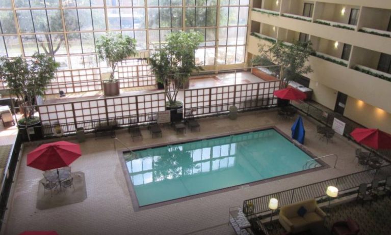 Atrium Hotel & Suites, Irving