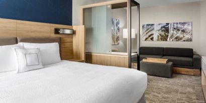 Day use room with sofa at Springhill Suites By Marriott Belmont / Redwood Shores.
