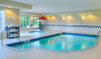 Relaxing indoor pool at Hilton Garden Inn Toronto/Burlington.