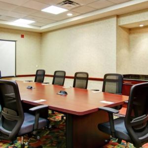 Professional meeting room at Hilton Garden Inn Toronto/Burlington.