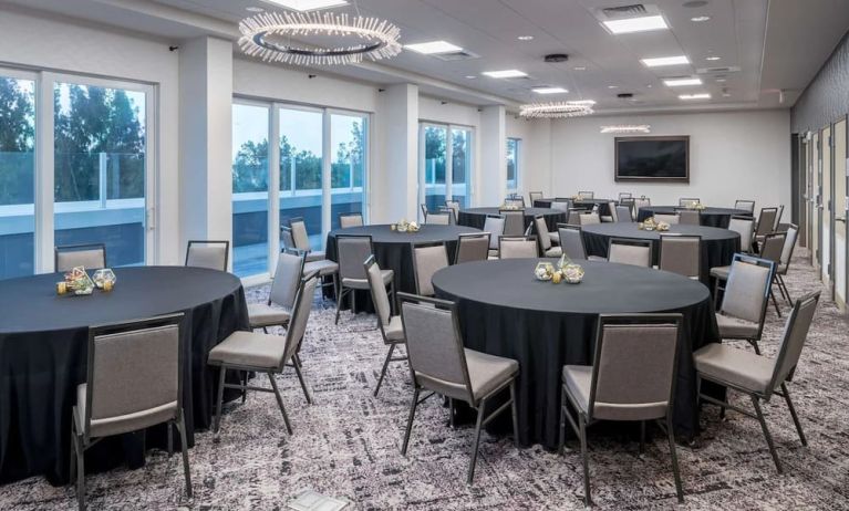 Professional meeting room at Hampton Inn & Suites Cape Canaveral Cruise Port.