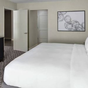 DoubleTree Suites By Hilton Hotel Charlotte - SouthPark