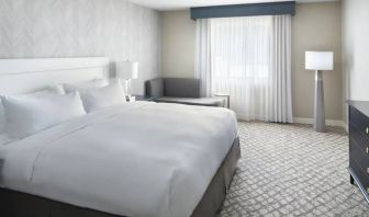 DoubleTree Suites By Hilton Hotel Charlotte - SouthPark