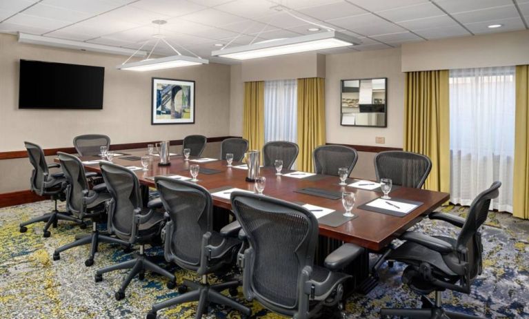 DoubleTree Suites By Hilton Hotel Charlotte - SouthPark, Charlotte