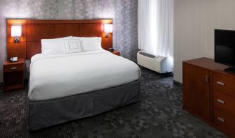 Courtyard By Marriott Santa Clarita Valencia