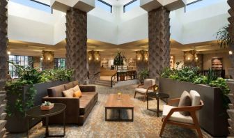 DoubleTree By Hilton Scottsdale