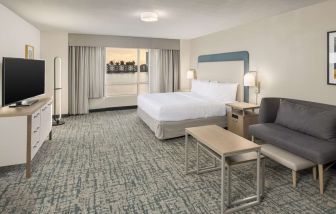 Homewood Suites By Hilton Miami Airport-Blue Lagoon, Miami