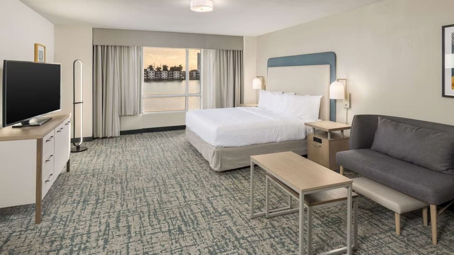 Homewood Suites By Hilton Miami Airport-Blue Lagoon - Miami Day Use ...