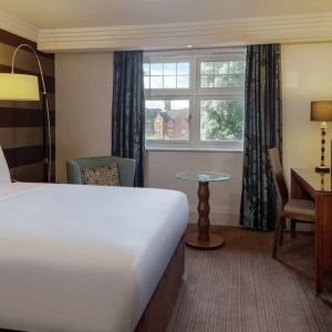 King bed with TV at DoubleTree By Hilton Stratford-upon-Avon.