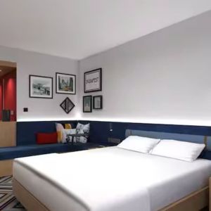 Cozy king room at Hampton By Hilton Budapest City Centre.