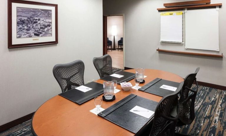 Professional meeting space at Hampton Inn St. Louis-Downtown (At The Gateway Arch).