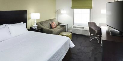 Hampton Inn & Suites Gainesville-Downtown