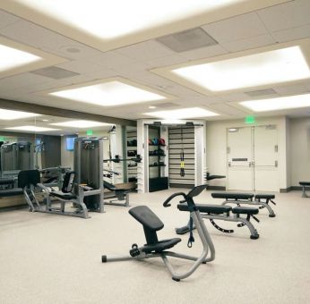 Equipped fitness center at Hilton Los Angeles Airport.