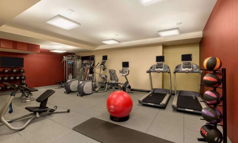 Equipped fitness center at Hilton Garden Inn New York/Manhattan-Midtown East.