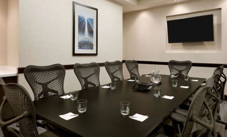 Professional meeting room at Hampton Inn & Suites Rosemont Chicago O'Hare.