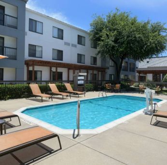 Courtyard By Marriott Dallas DFW Airport North/Irving