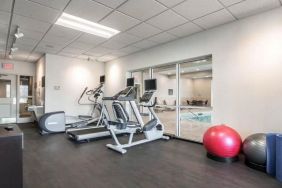 Fitness center available at Park Manor Hotel.