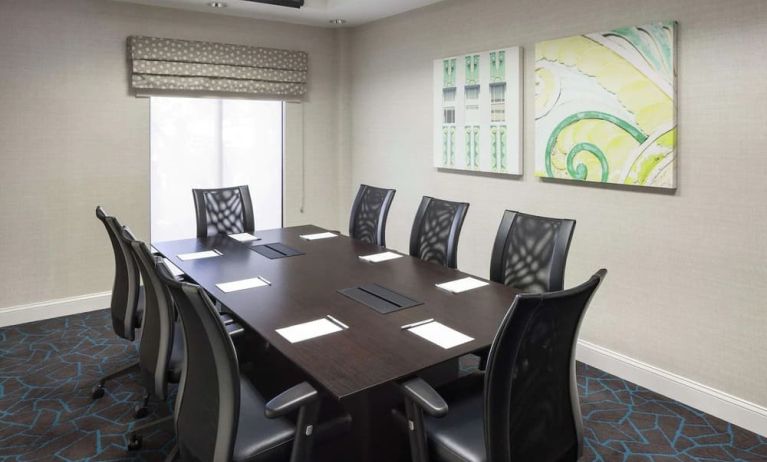 Professional meeting room at Hampton Inn & Suites Miami-Doral/Dolphin Mall.