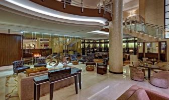 Lobby and coworking space at Hilton Berlin.