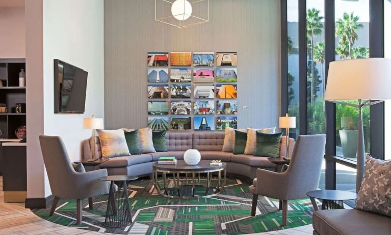 Lounge and coworking space at H Hotel Los Angeles, Curio Collection By Hilton.