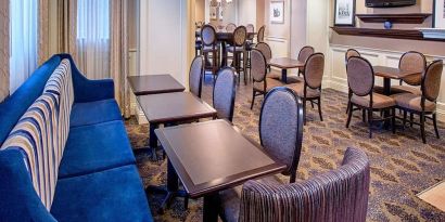 Lounge and coworking space at Hampton Inn & Suites Birmingham-Downtown-Tutwiler.