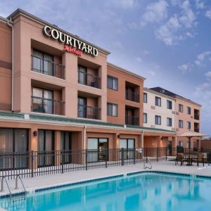 Courtyard By Marriott Hattiesburg