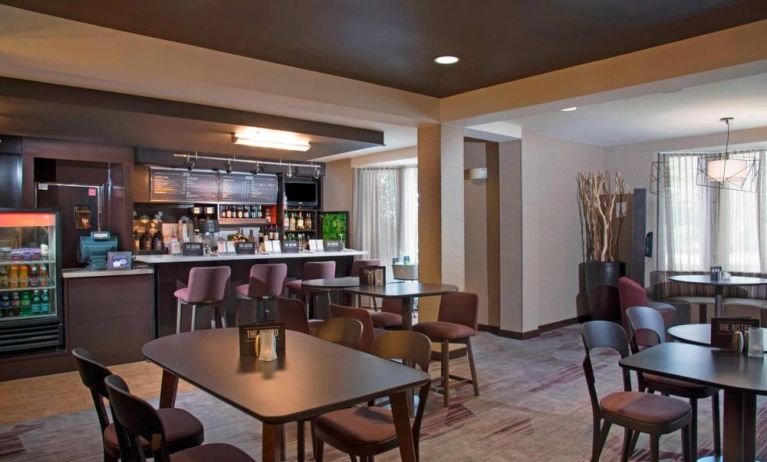 Courtyard By Marriott Dothan, Dothan