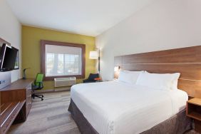 Holiday Inn Express & Suites Corona