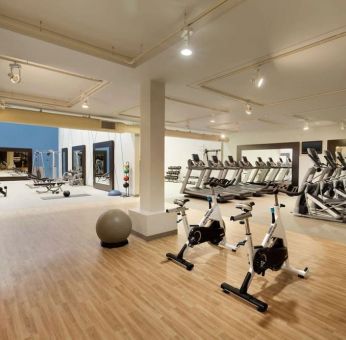 Fitness center at DoubleTree Resort By Hilton Paradise Valley - Scottsdale.