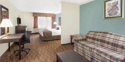 Baymont Inn & Suites