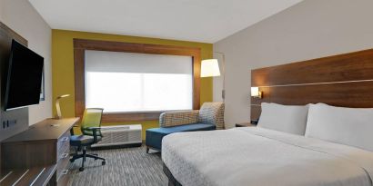 Holiday Inn Express Kingston West