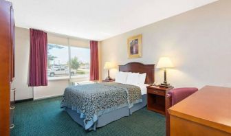 Blue Way Inn & Suites Wichita East