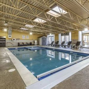 Comfort Inn & Suites Triadelphia