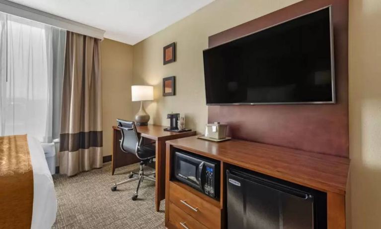 Comfort Inn & Suites Triadelphia, Triadelphia