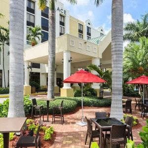 Hyatt Place Fort Lauderdale Cruise Port