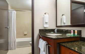 Hyatt PLACE Fort Lauderdale Airport - South & Cruise Port, Dania Beach