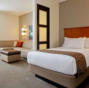 Hyatt Place Chicago, Lombard / Oak Brook