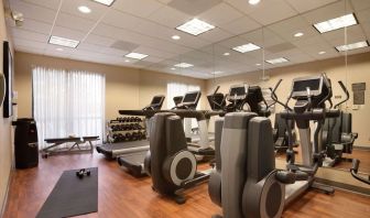 Fitness facility at Hyatt Place Chicago, Lombard / Oak Brook.