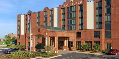 Parking area at Hyatt Place Chicago, Lombard / Oak Brook.