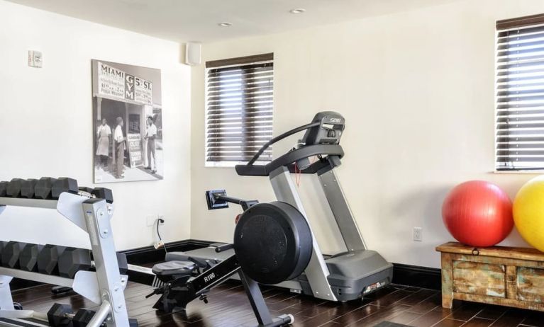 Equipped fitness center at Hotel Croydon.